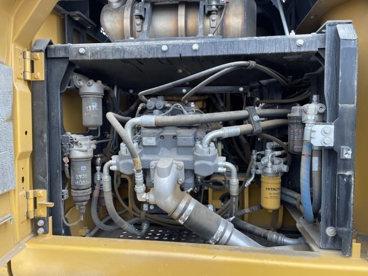 deere-210g-lc-image-39