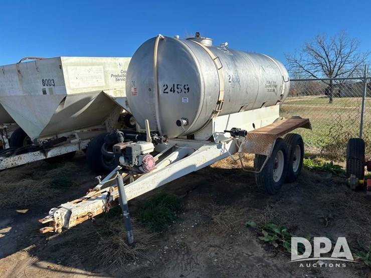 liquid-nurse-trailer-(cp1356,-tank-2459)-image-1