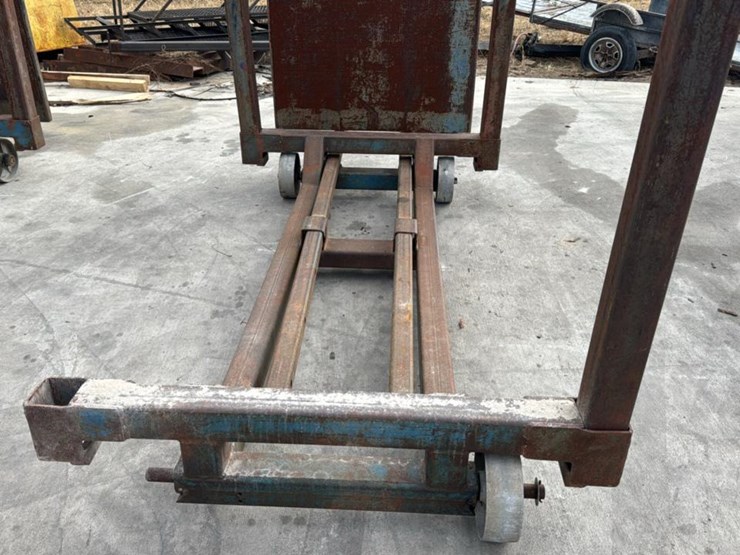 #194-•-stacking-racks-image-7