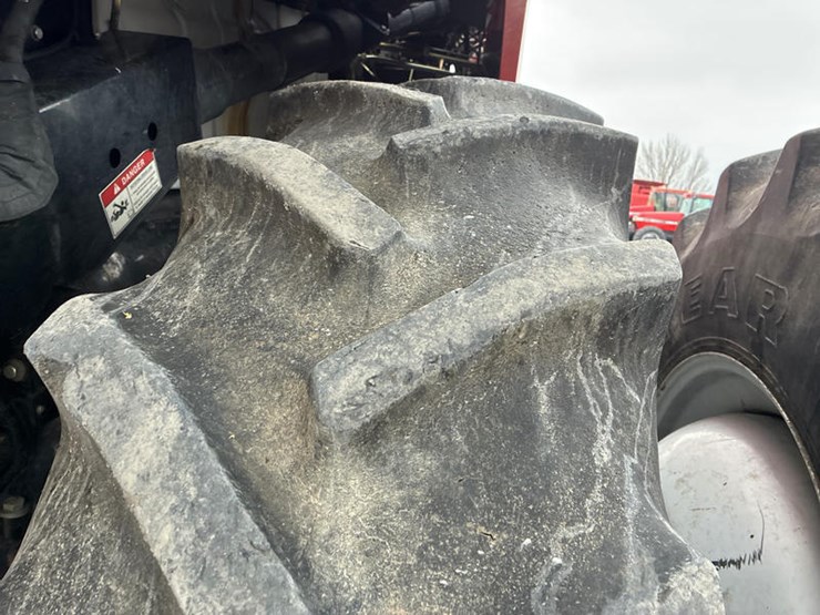 case-ih-8120-image-12