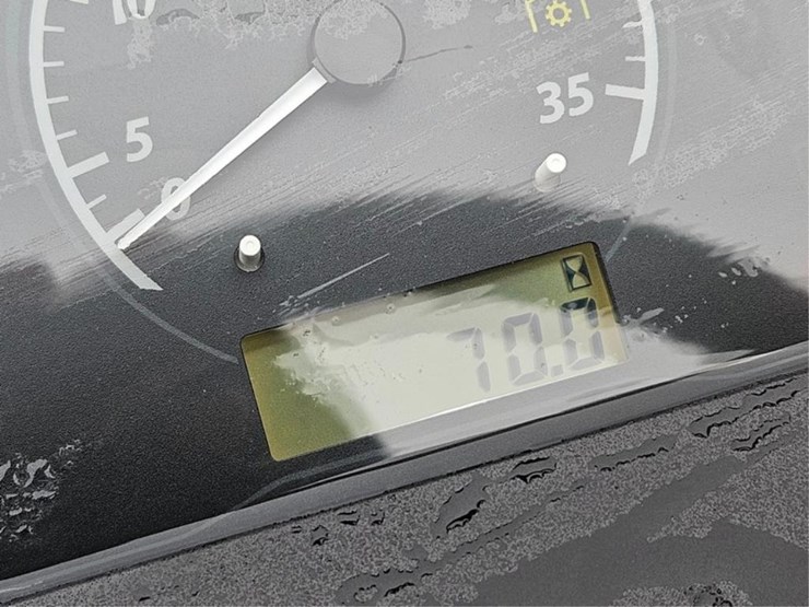 john-deere-1025-image-36