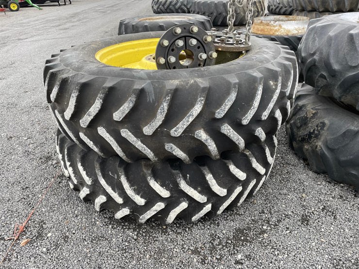 john-deere-10-image-3