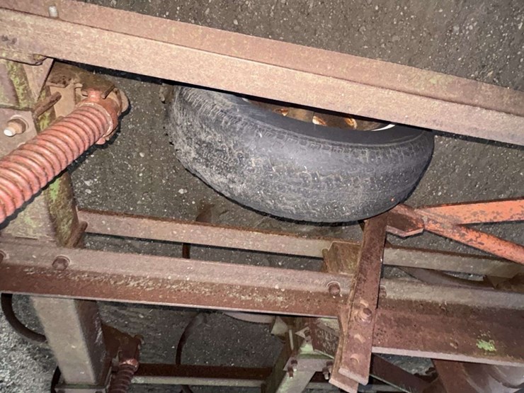 glencoe-chisel-plow,-pull-type,-13’,-(13)-shank,-no-hyd-cyl-image-7