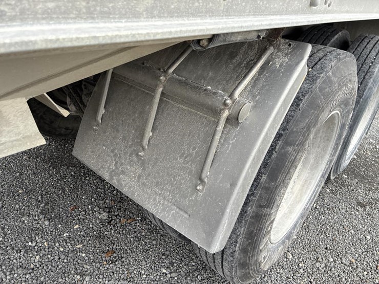 wilson-hopper-bottom-image-32