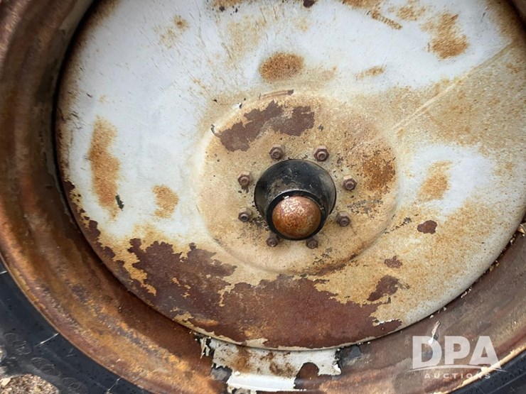 case-ih-2800-image-12