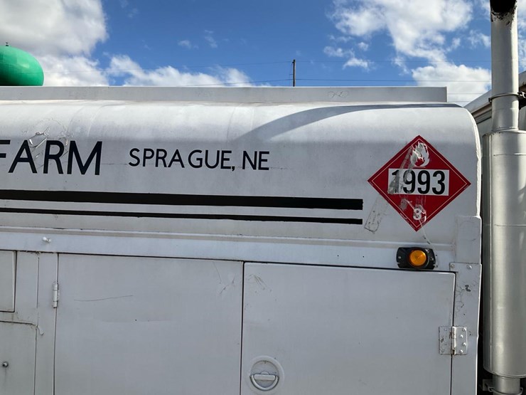 international-1854s-image-57