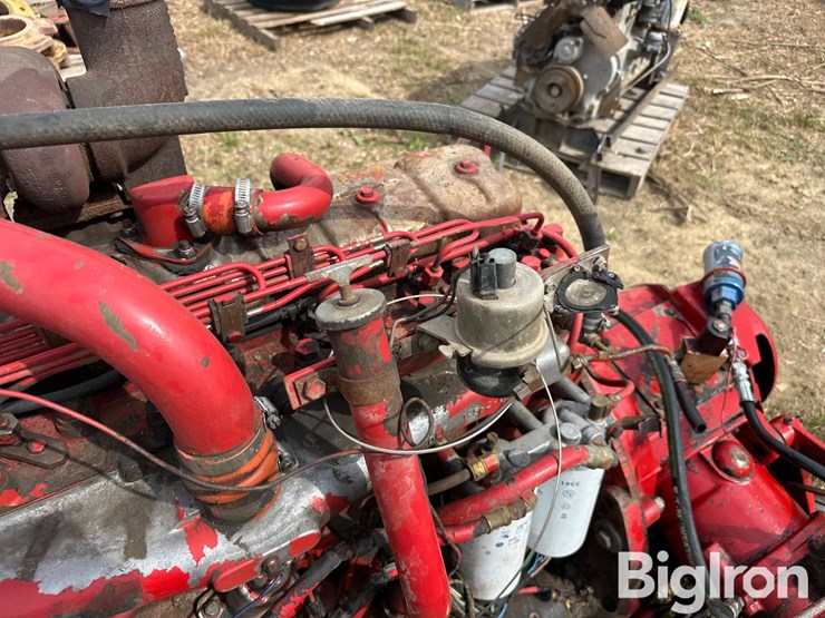 international-dt466-image-15