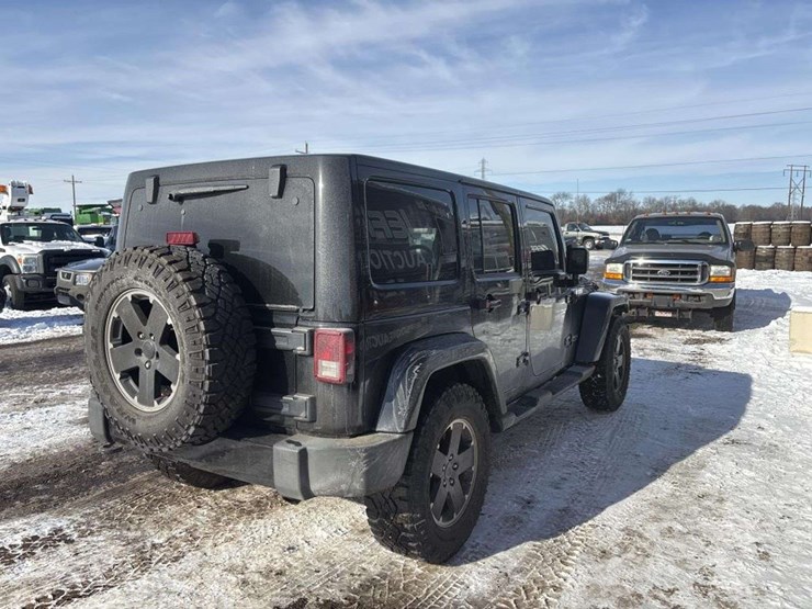 2012-jeep-wrangler-image-5