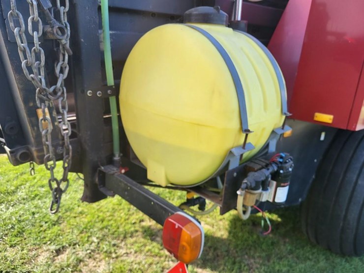 new-holland-590-image-29