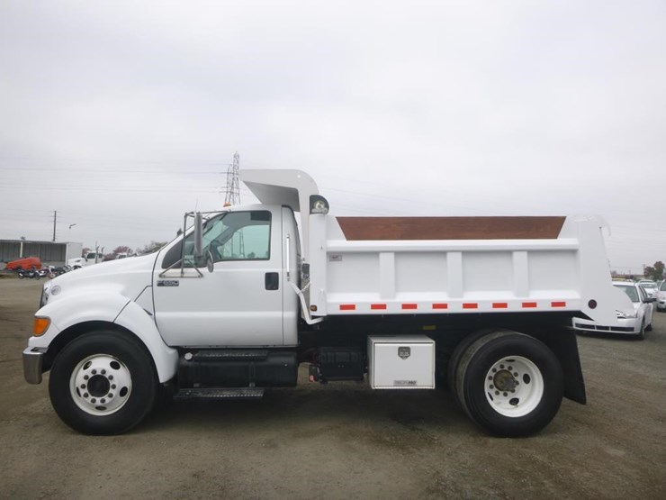 2013-ford-f650-image-5