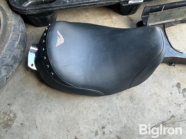 2002-harley-davidson-road-king-classic-parts-image-12