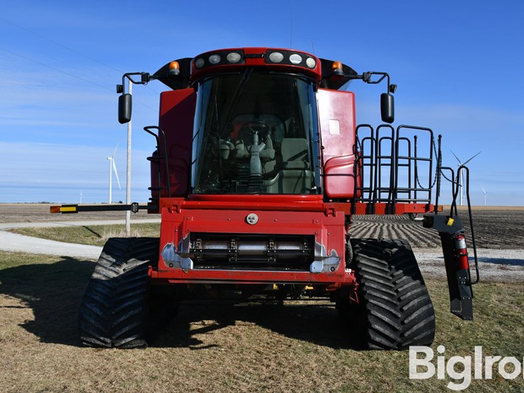 case-ih-8120-image-2