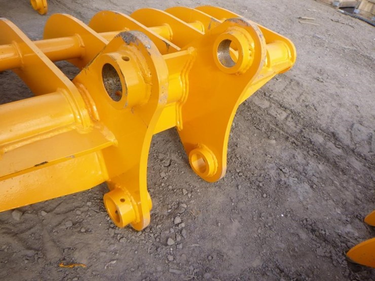 caterpillar-305-image-5