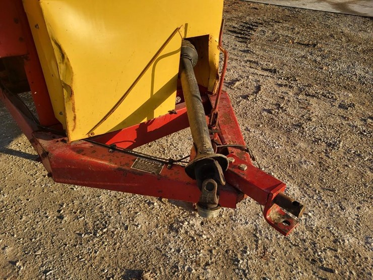 new-holland-358-image-9