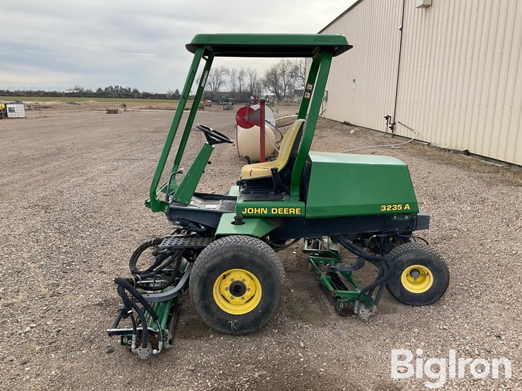 john-deere-3235a-image-8