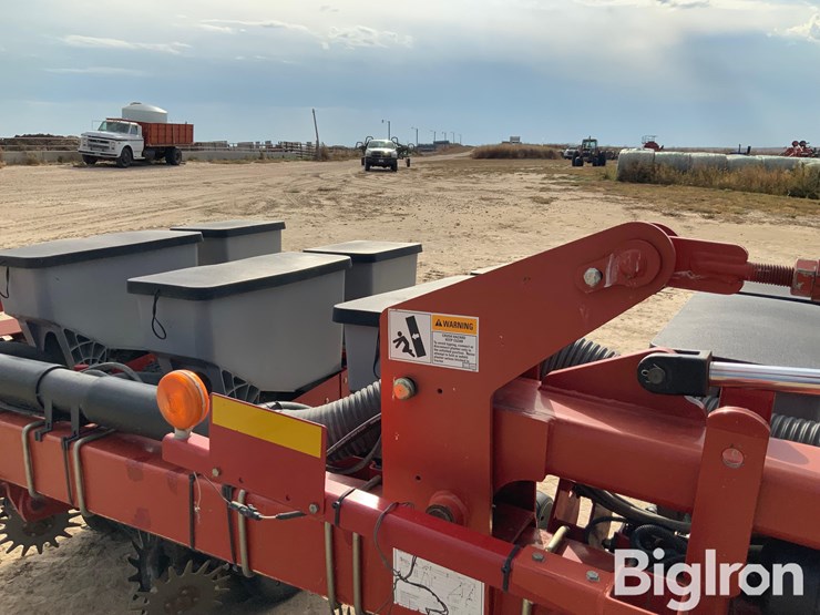 case-ih-1200-image-18