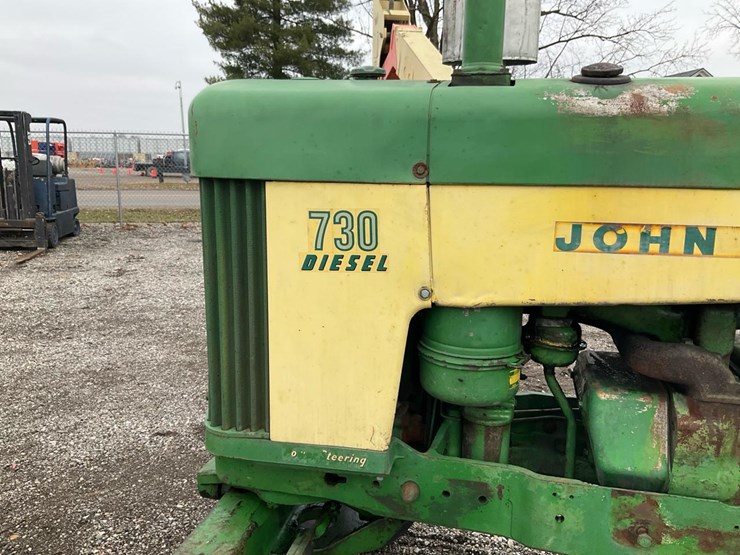 john-deere-730-image-16