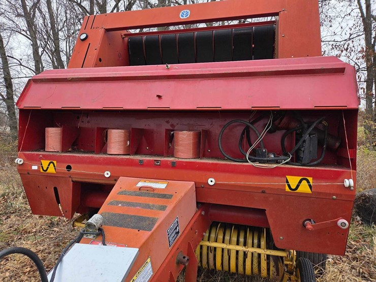 new-holland-664-image-14