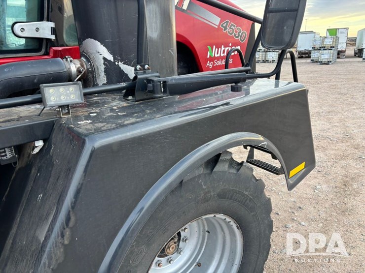 case-ih-titan-4530-image-62