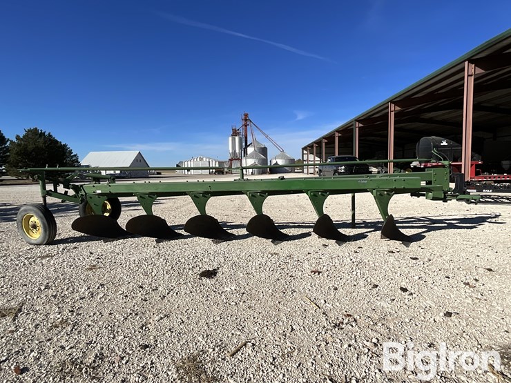 john-deere-6-image-2