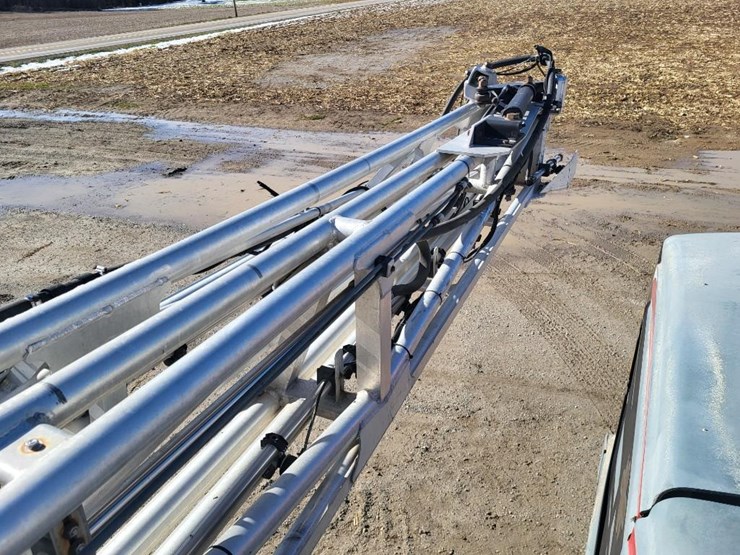 hagie-sts12-image-48