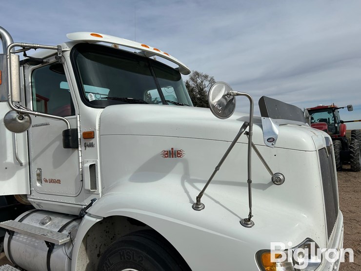 2003-international-9400-image-18