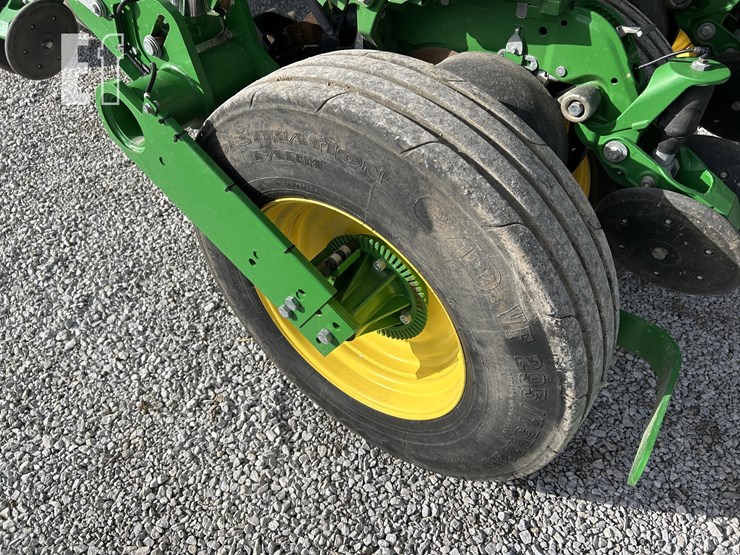 john-deere-1795-image-23
