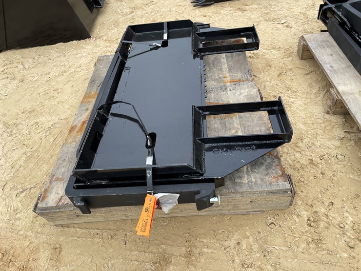 #2562-•-new-kc-45"-skid-steer-fork-frame-with-forks-image-7