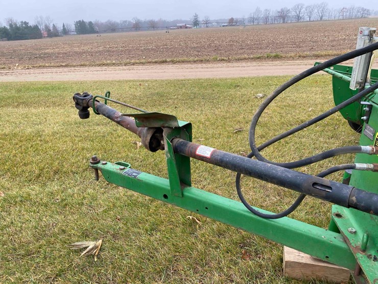 john-deere-328-image-6