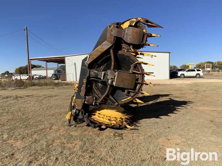 2018-new-holland-750bfia-image-4