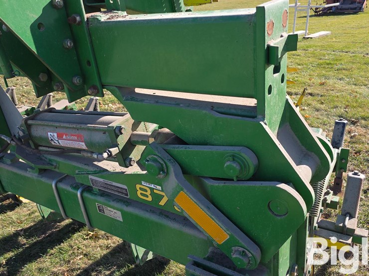 john-deere-875-image-11