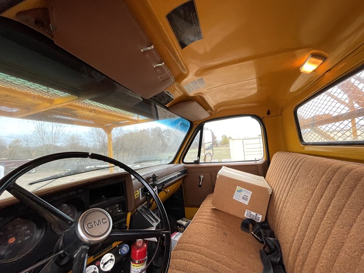 gmc-topkick-image-95