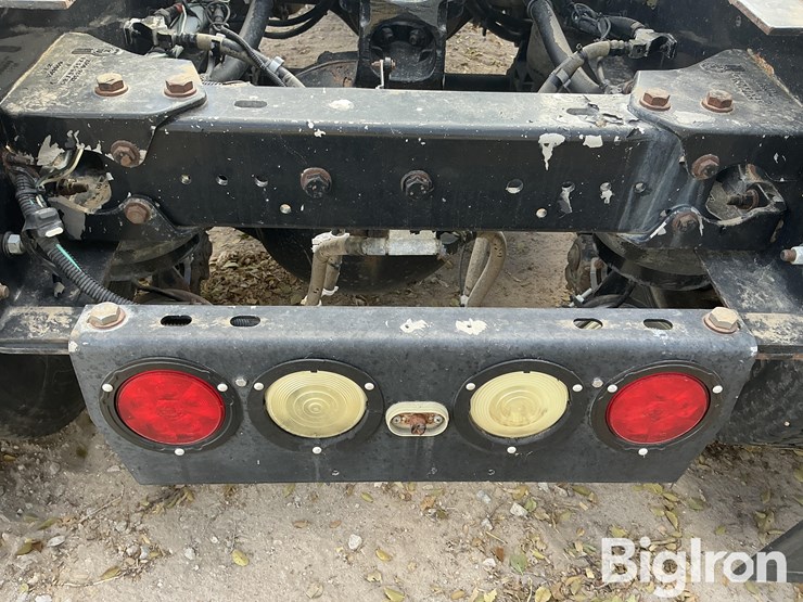 kenworth-t600-image-16