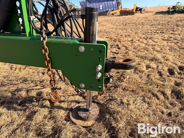 2022-john-deere-2680h-image-10