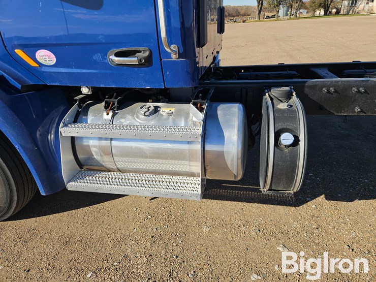 peterbilt-579-image-20