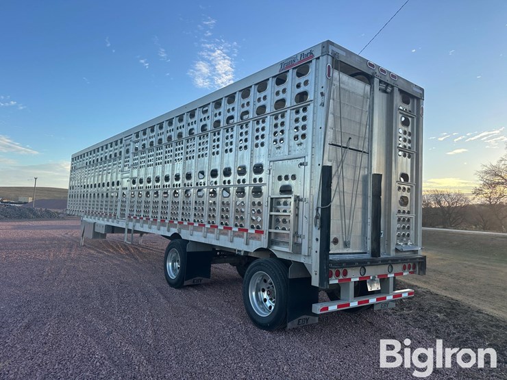 2019-eby-livestock-trailer-image-7