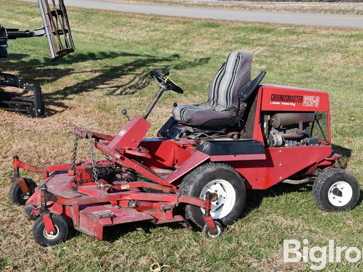 toro-groundsmaster-325d-image-1