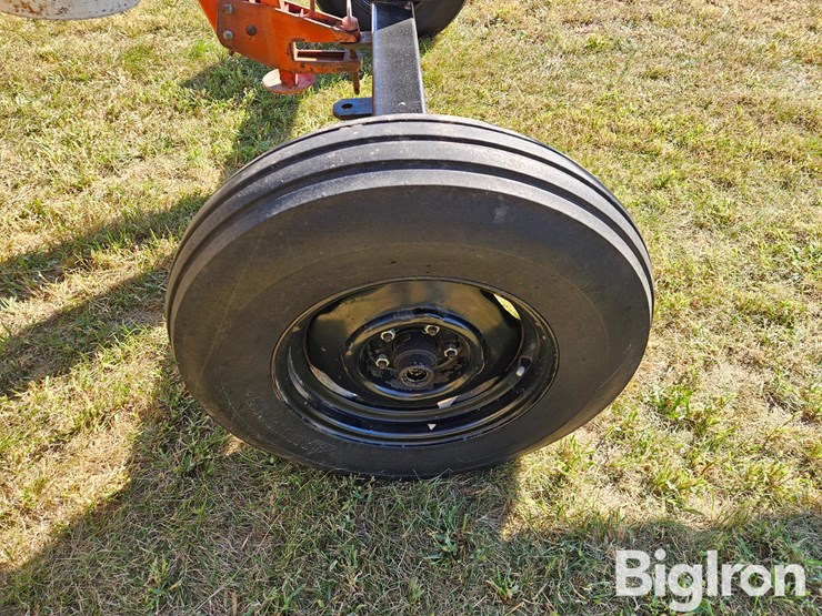 new-holland-258-image-17