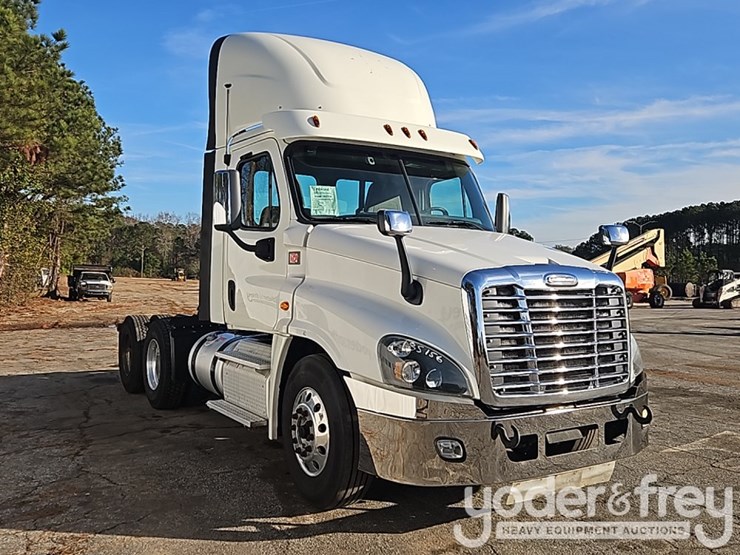 2018-freightliner-cascadia-image-5
