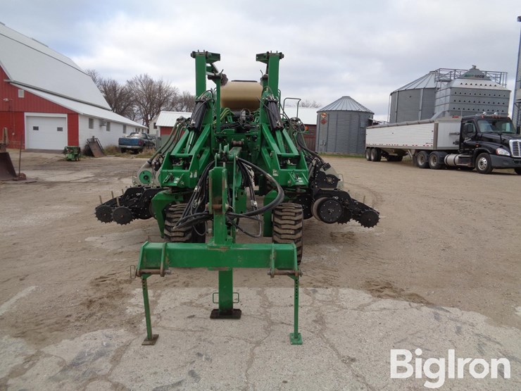 great-plains-yp3025-image-13