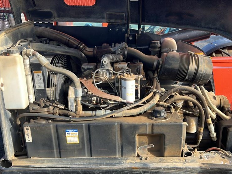 2005-lull-644e-42-image-36