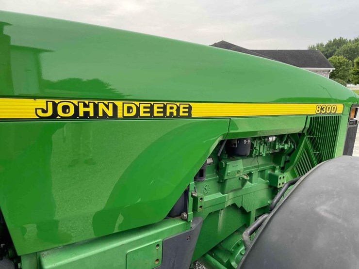 john-deere-8300-image-29
