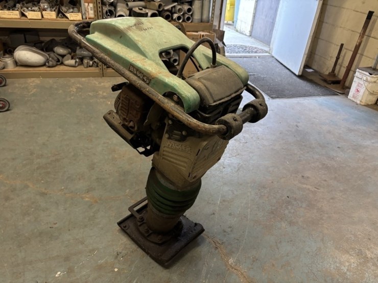 2007-wacker-neuson-bs60-4s-image-3