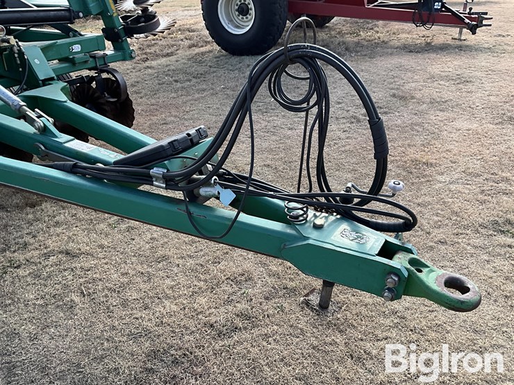 great-plains-2400tt-image-10