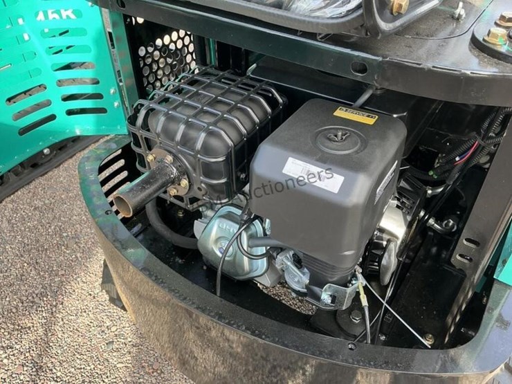 2025-cfg-qh12r-mini-excavator-image-9