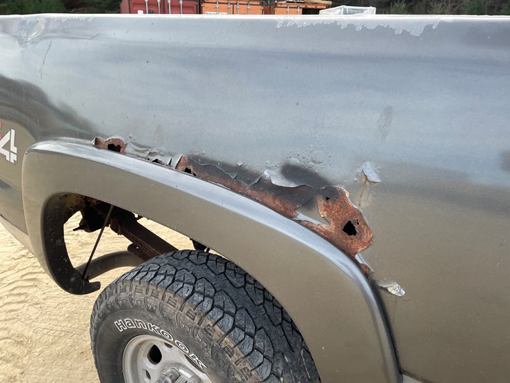 chevrolet-silverado-1500hd-image-29