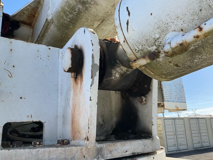 2001-international-4900-image-69