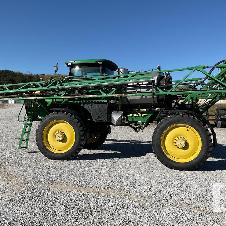 JOHN DEERE R4038