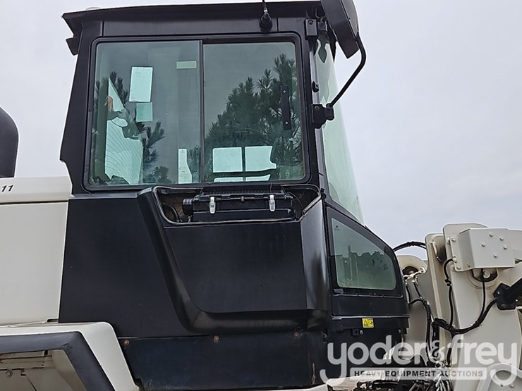 2014-caterpillar-930k-image-29