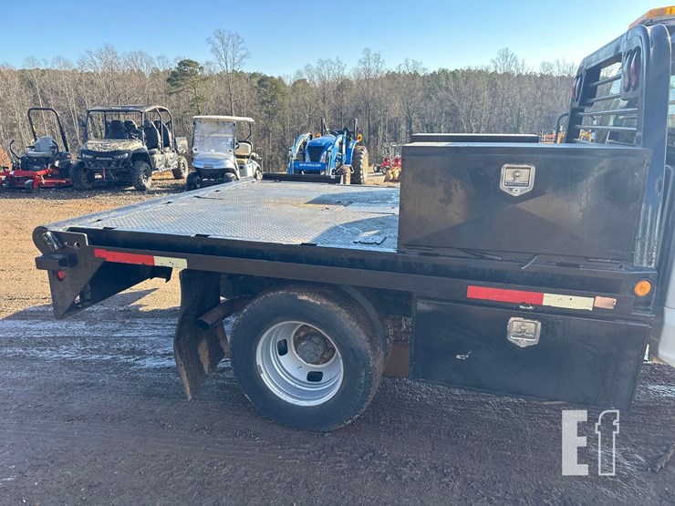 ford-f350-xl-image-15